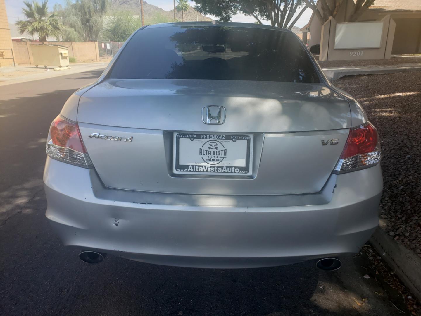 2009 Honda Accord ex-l (1HGCP36849A) with an 3.5L V6 DOHC 24V engine, 6-Speed Automatic transmission, located at 323 E Dunlap Ave., Phoenix, AZ, 85020, (602) 331-9000, 33.567677, -112.069000 - Photo#7